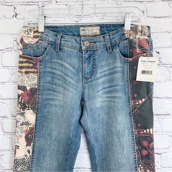 New Free People Bali Patchwork Bell Bottom Flare Jeans Size 26 x 35 - Picture 3 of 13